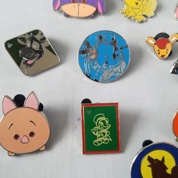 Disney Trading Pins Official Animals Lot of 16 - Picture 4 of 8